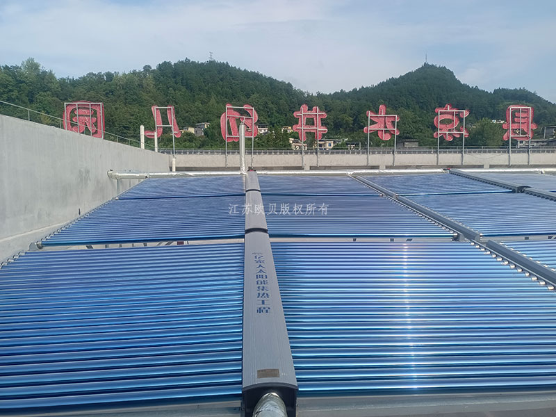 【圖片】湖北幼兒園太陽能集熱器熱水工程