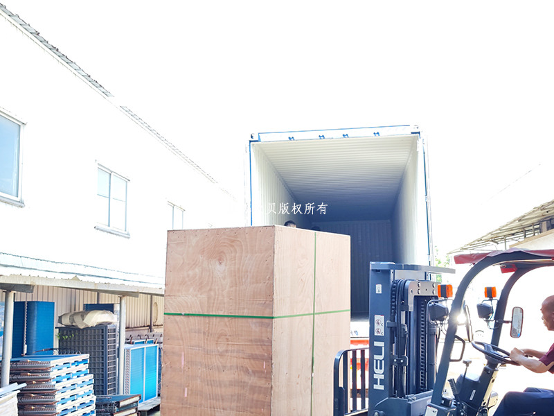 平板太陽(yáng)能集熱器出口烏茲別克斯坦